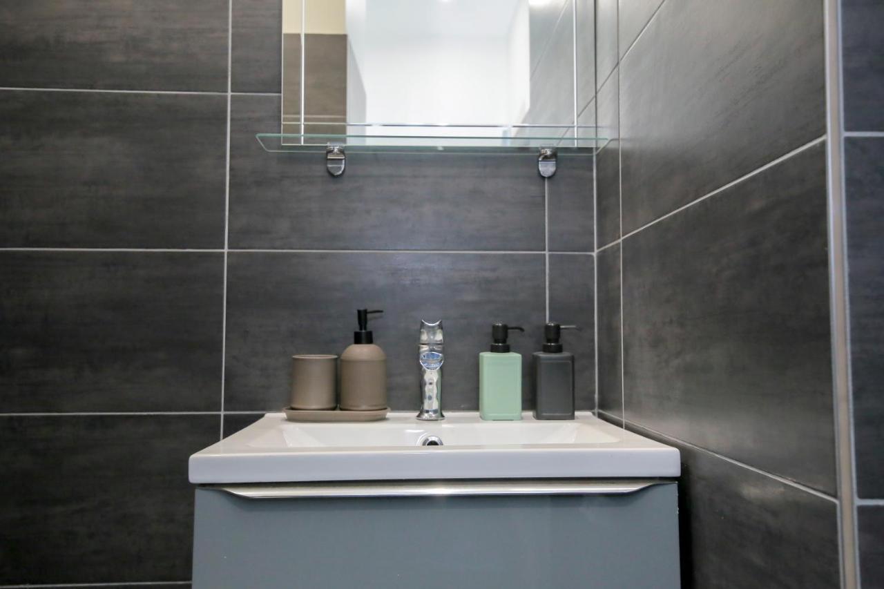 L'Industriel, T2 Hypercentre Chic Et Cosy, Wifi Par Sovalfi Apartment Saint-Etienne  Ngoại thất bức ảnh